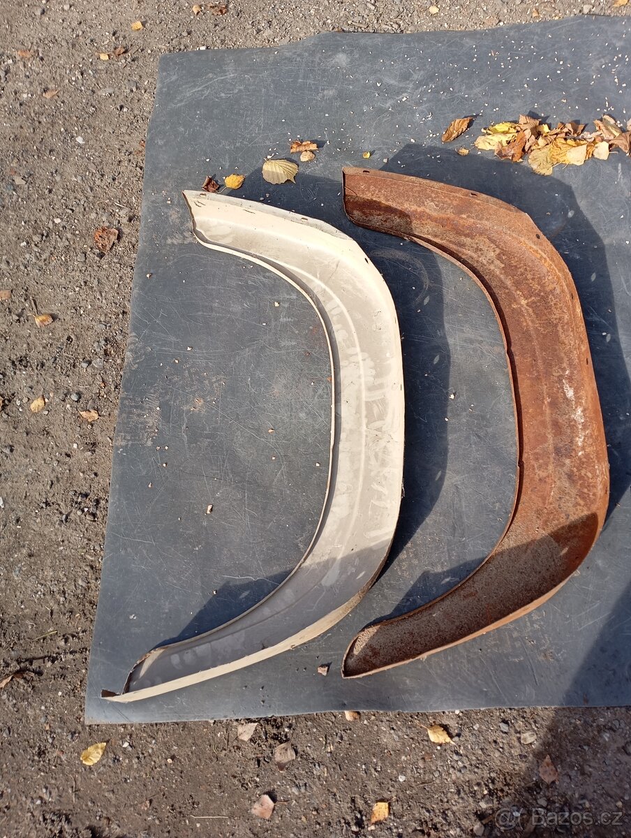 Avia lemy předních blatníků - 2