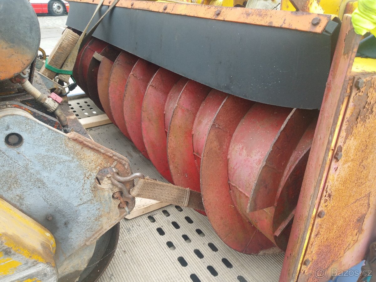 Prodám sněhová fréza horal - 2