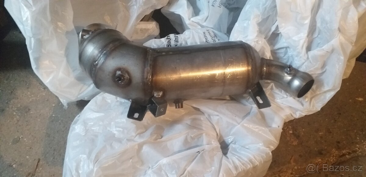 Prodám nový DPF na Mercedes 3,0 Diesel - 2