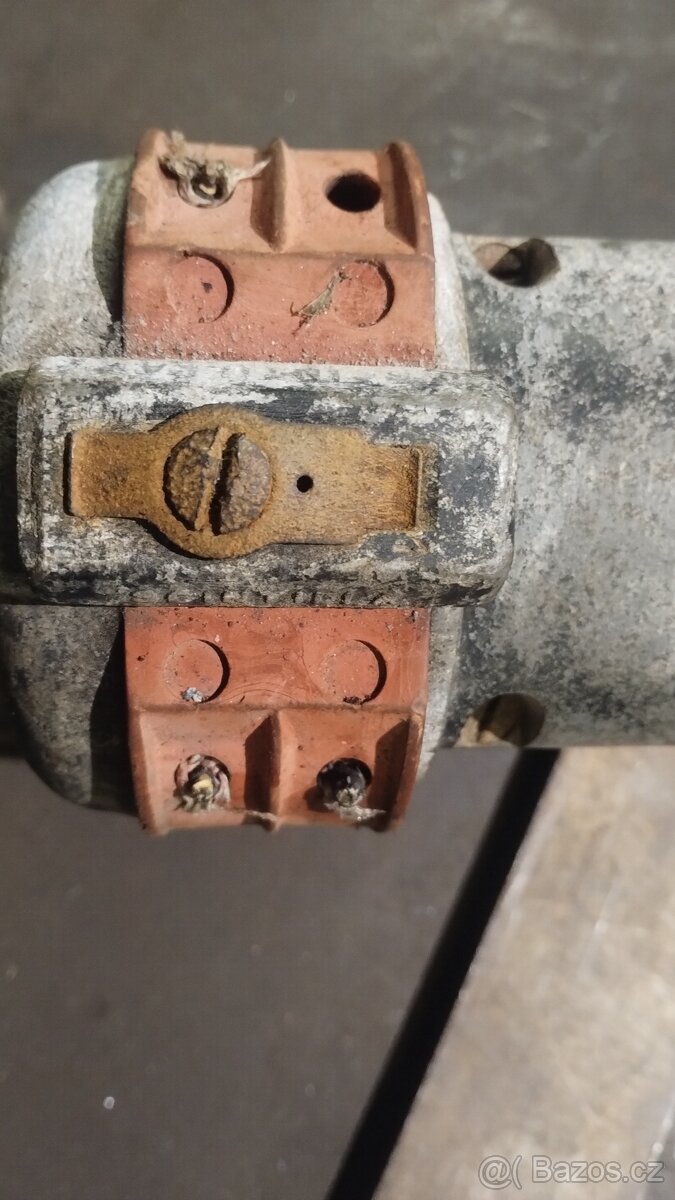 Rozdělovač,dynamo Scintilla - 2