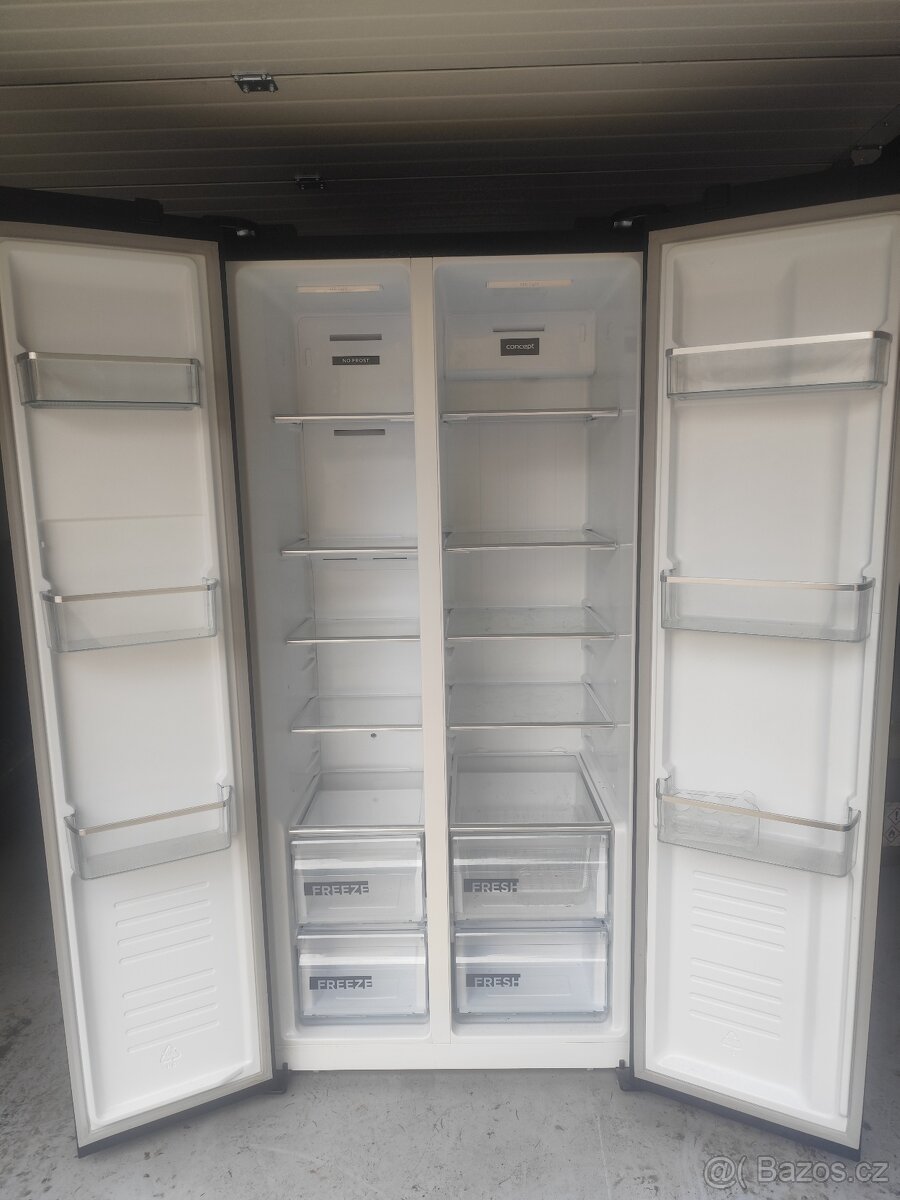 Americká lednice Concept - 2