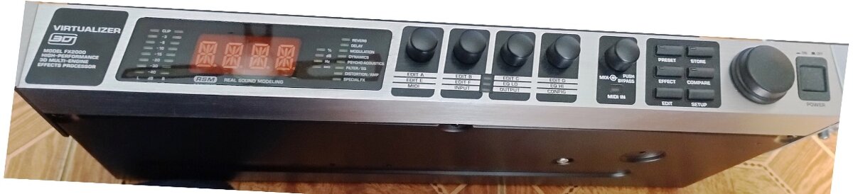 VIRTUALIZER BEHRINGER PROCESOR FX2000 - 2