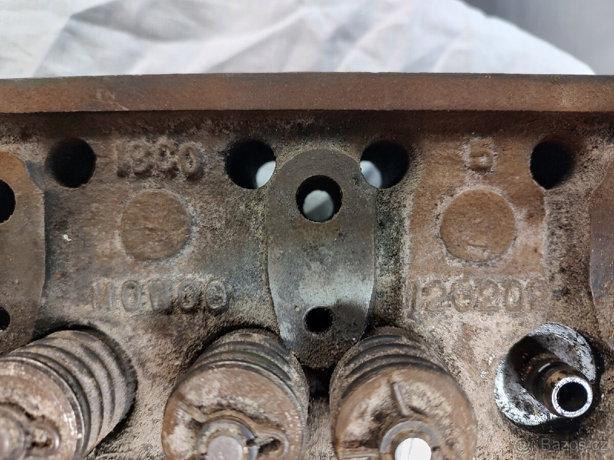 Austin rover mini hlava válců 12G202 - 2
