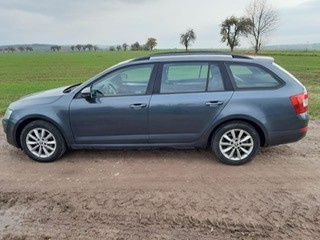 ŠKODA OCTAVIA 3 TDI COMBI - 2