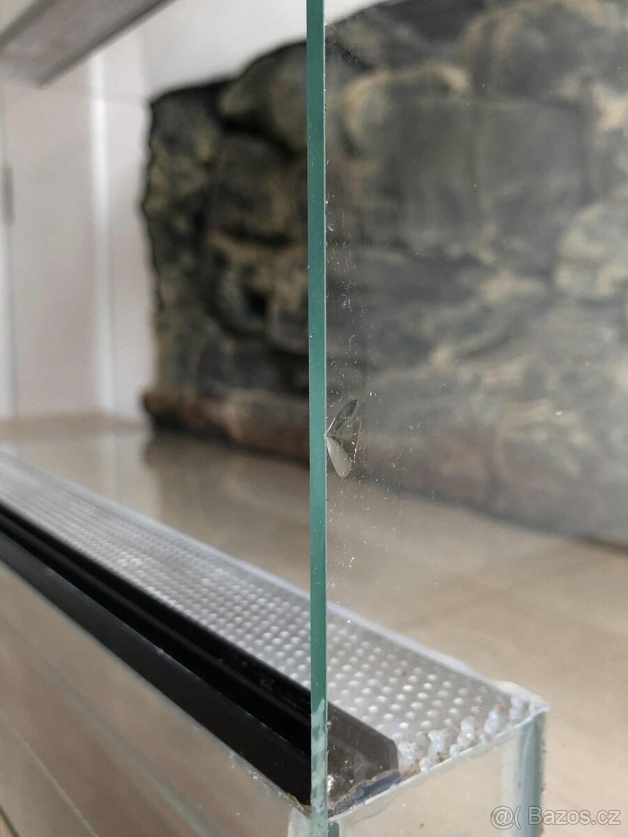 Skleněné terarium 100x50x50 s pozadím - 2