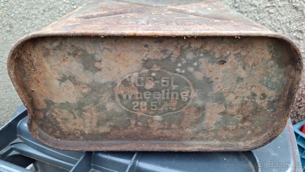 Starý vojenský U.S.A. kanystr - 2