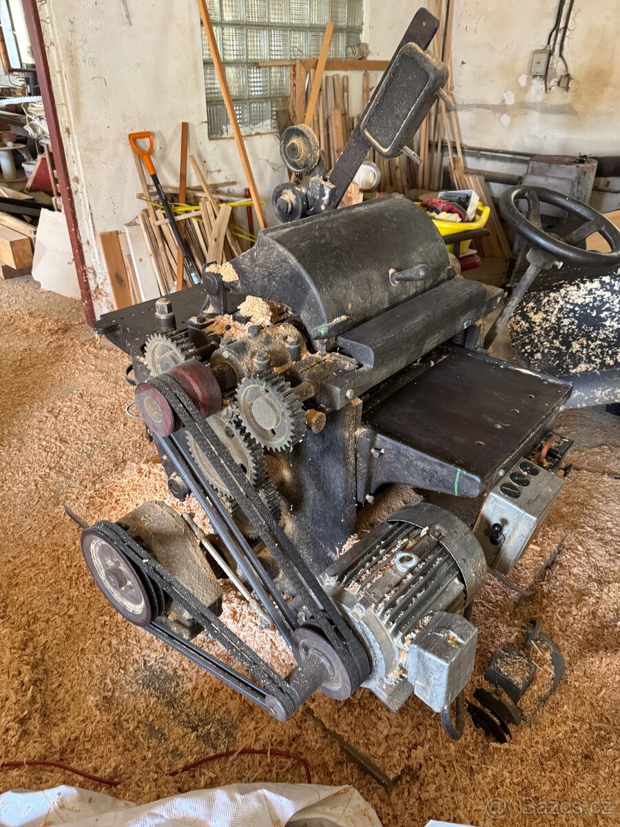 Protahovačka 4 nožová. - 2