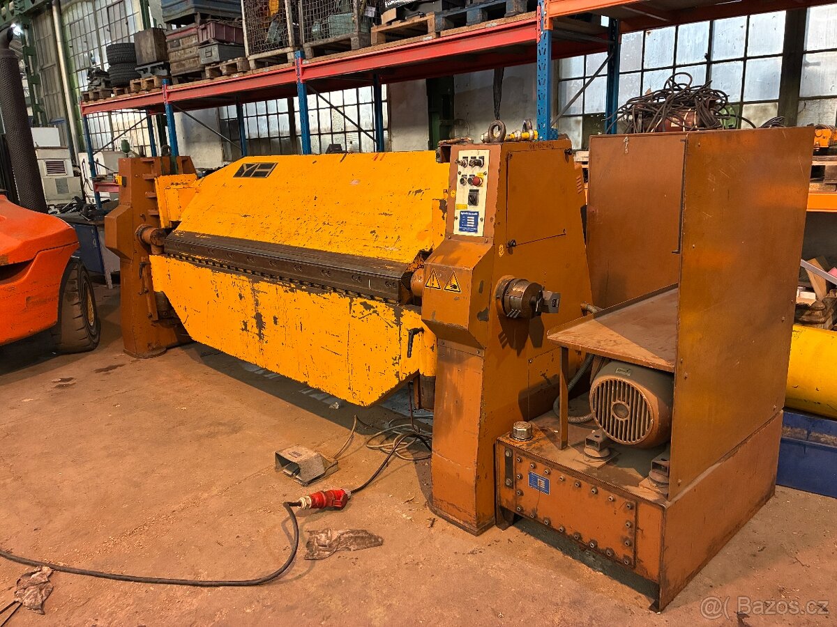 Švédská ohýbačka plechu 2500x6mm - 2