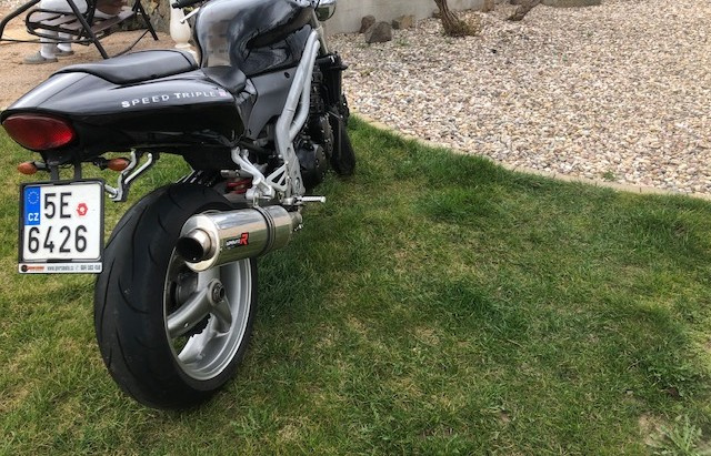 Triumph speed Triple 955I - 2