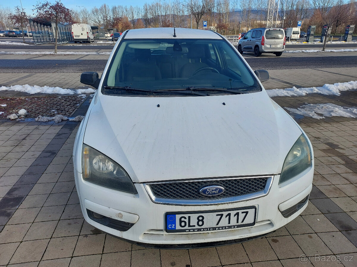Ford Focus 1.6 TDCI na náhradní díly - 2