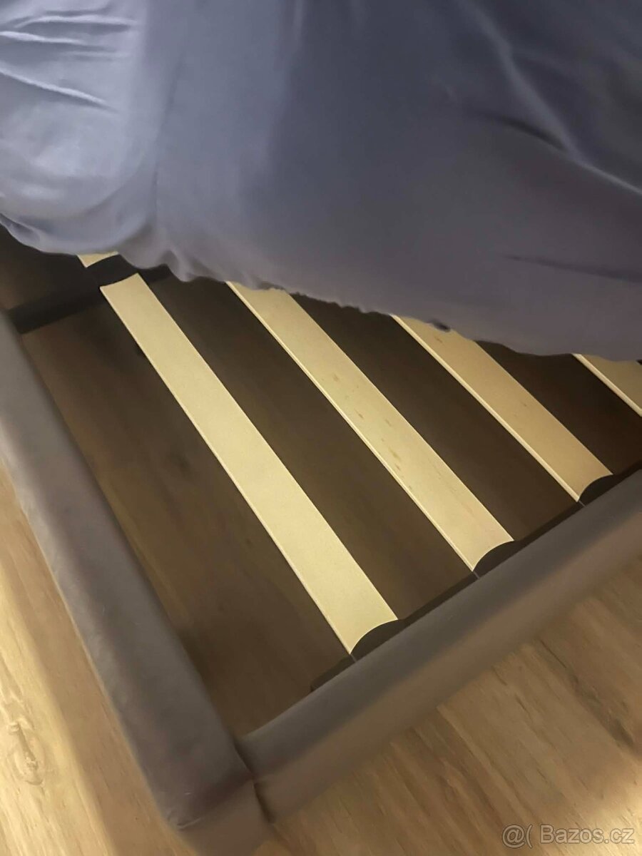 Manželská postel 200x180 - 2