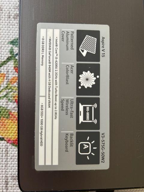 Notebook Acer Aspire V15 Black Aluminium (V3-575G-50W2 / NX. - 2