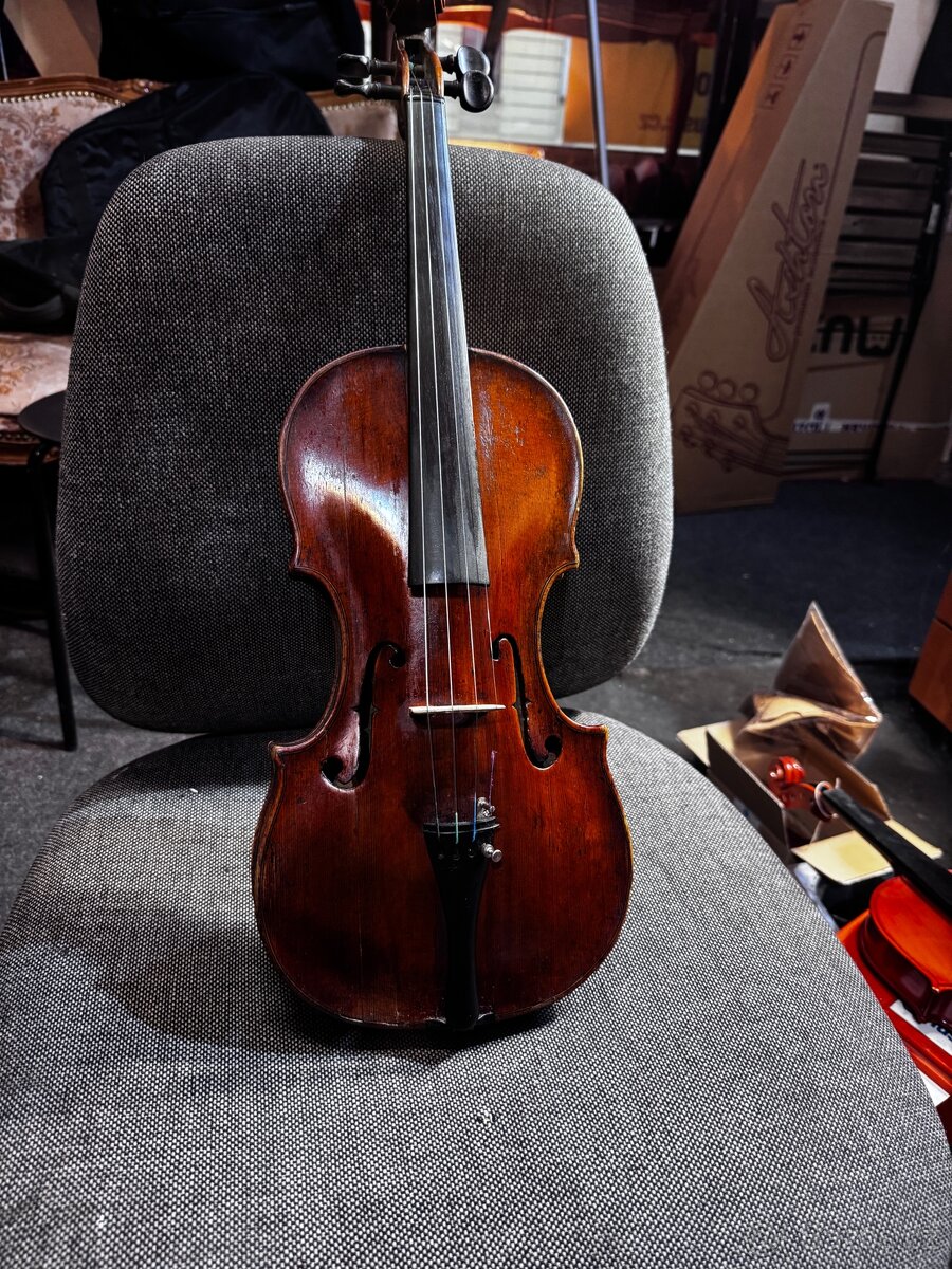 Prodám staré housle 4/4 Schönbach - 2