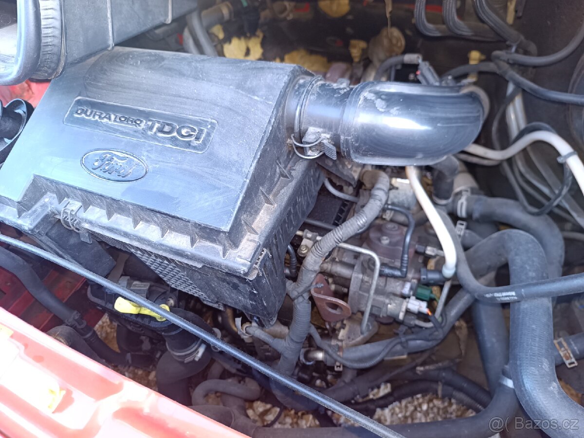 QVFA prodam motor 2,2tdci - 2