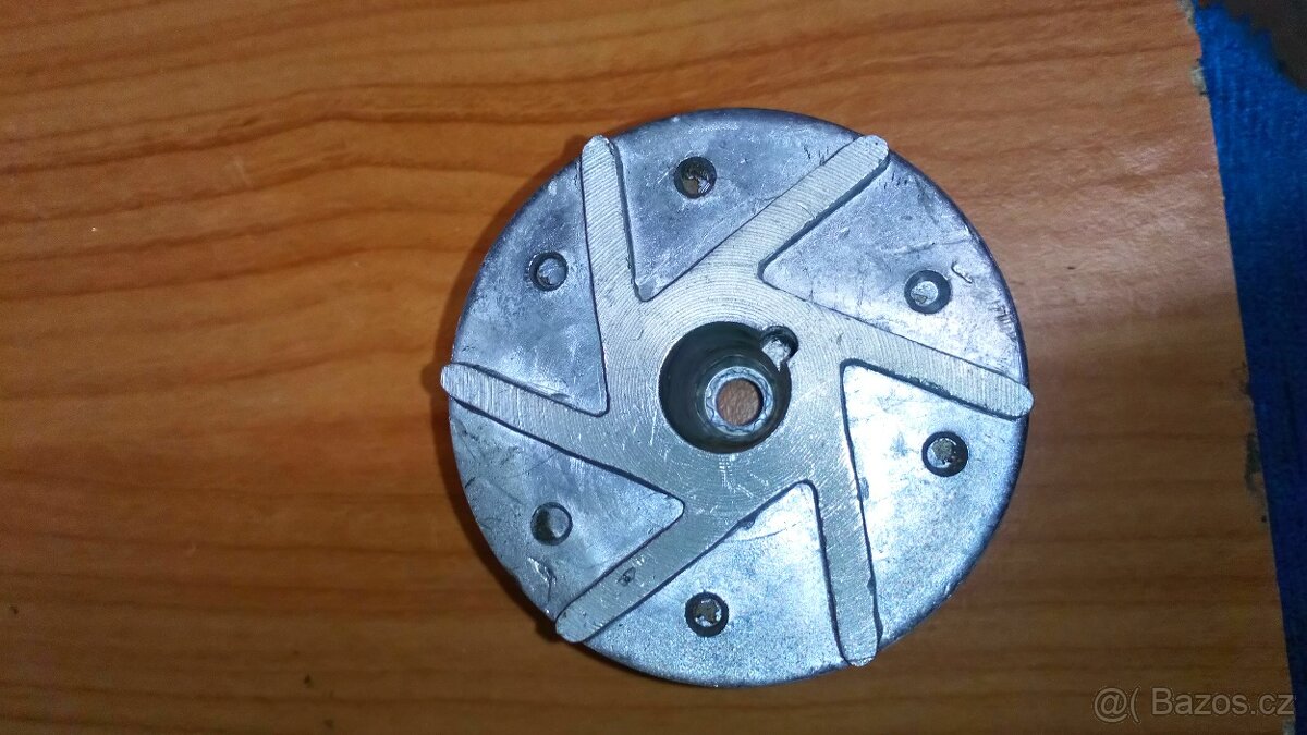 Magneto Pionýr 20W - 2