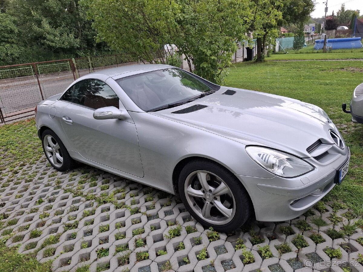 Mercedes Benz Slk 350 manuál - 2