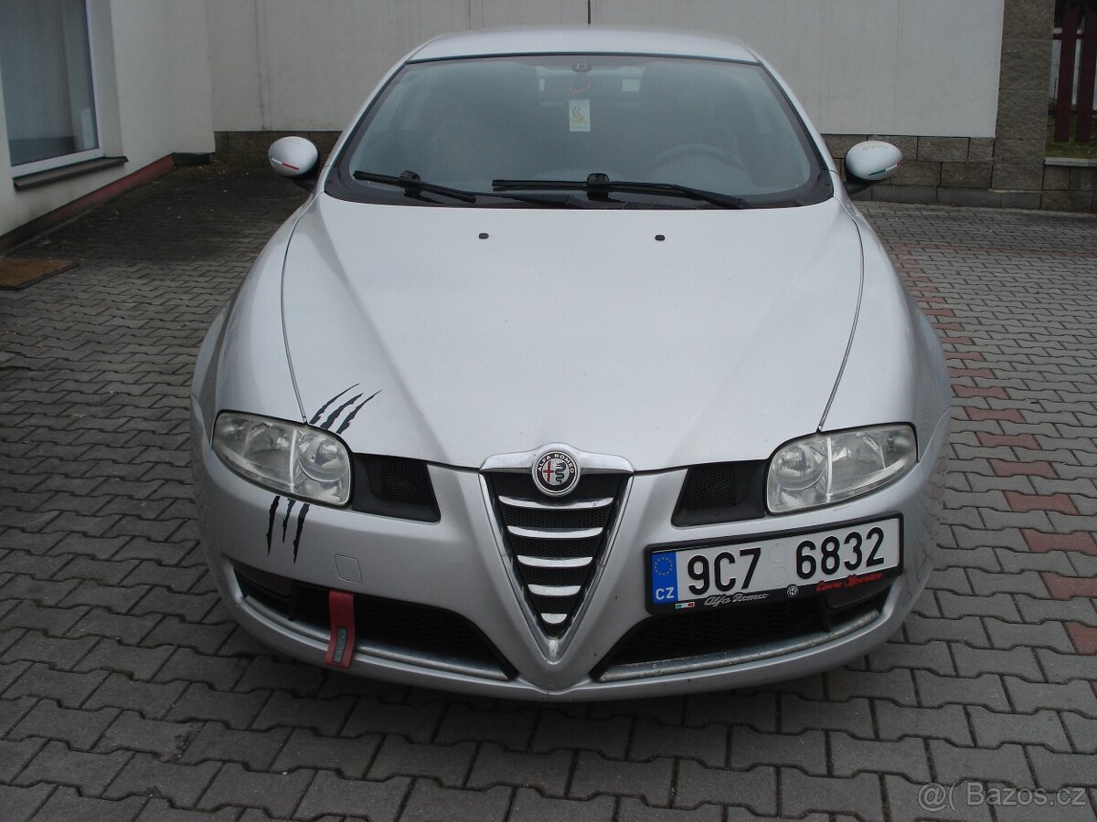 Alfa Romeo GT 1.9 JTD - 2