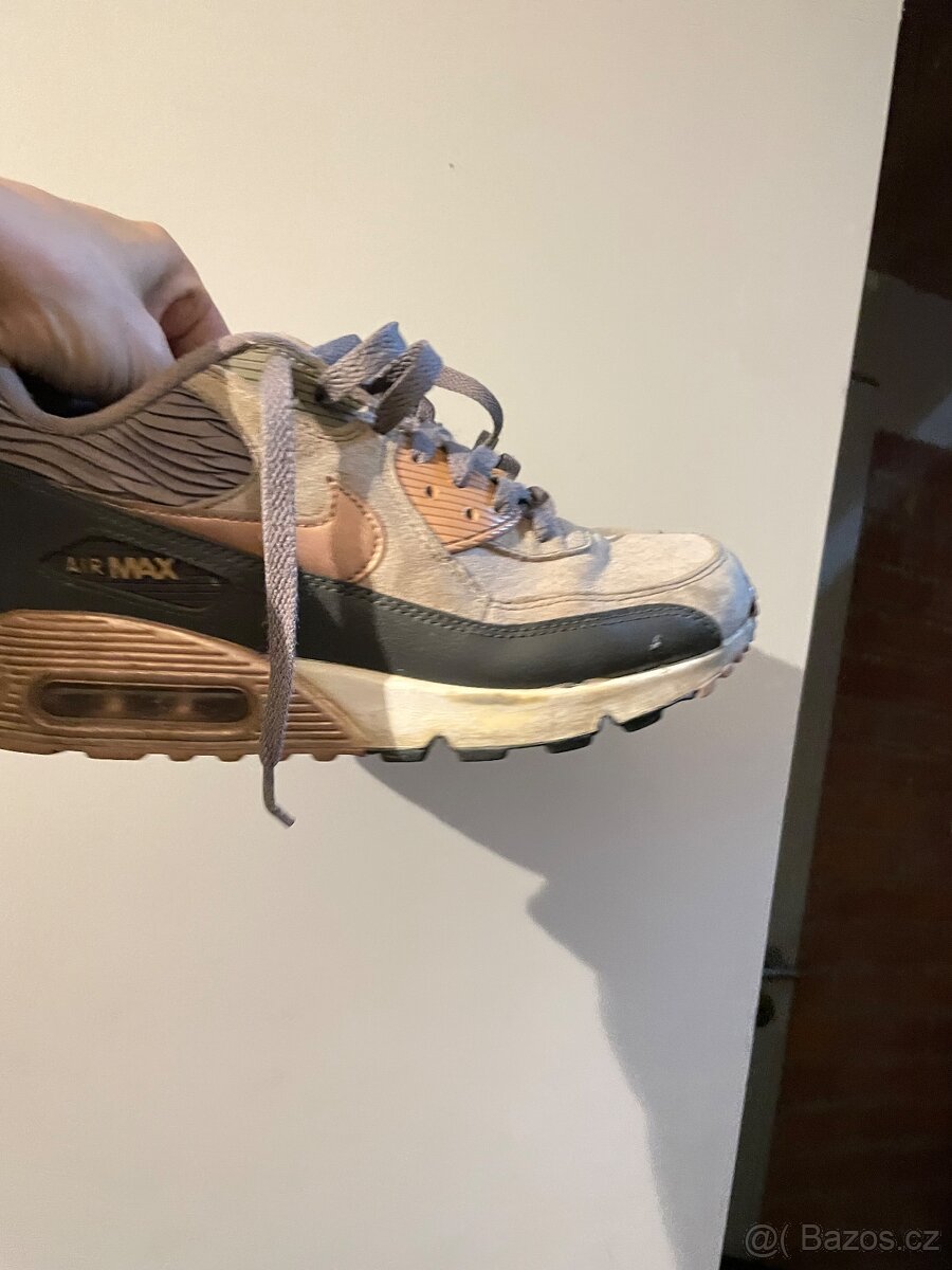 NIKE WMNS AIR MAX 90 LEATHER vel. 40 - 2