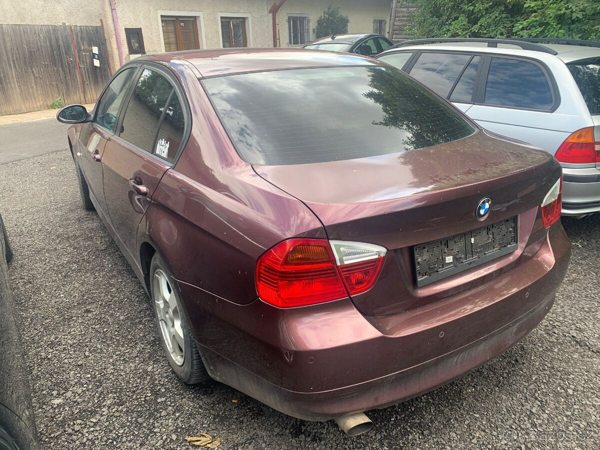Bmw e90 318i rv 2006 nahradni díly - 2