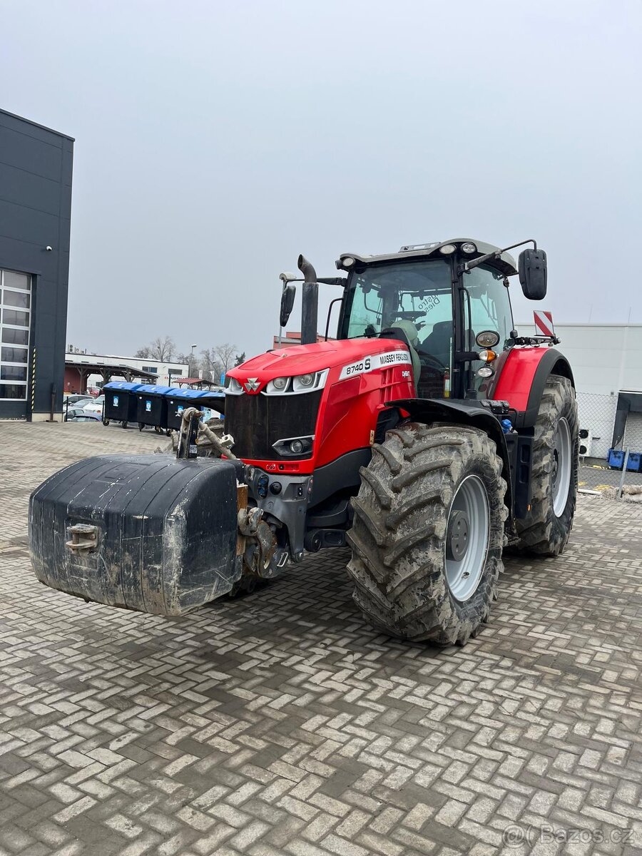 Massey Ferguson 8740 - 2