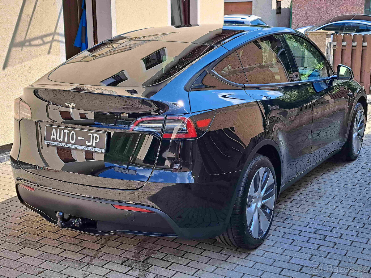 Tesla Model Y RWD Standard Range - 1901 - 2