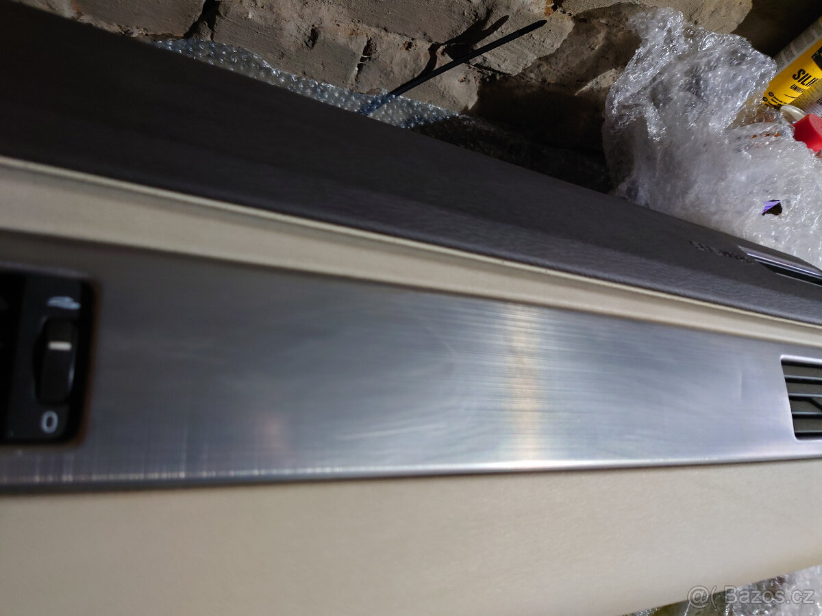 Volvo P3 - Hliníkové lišty palubky - 2