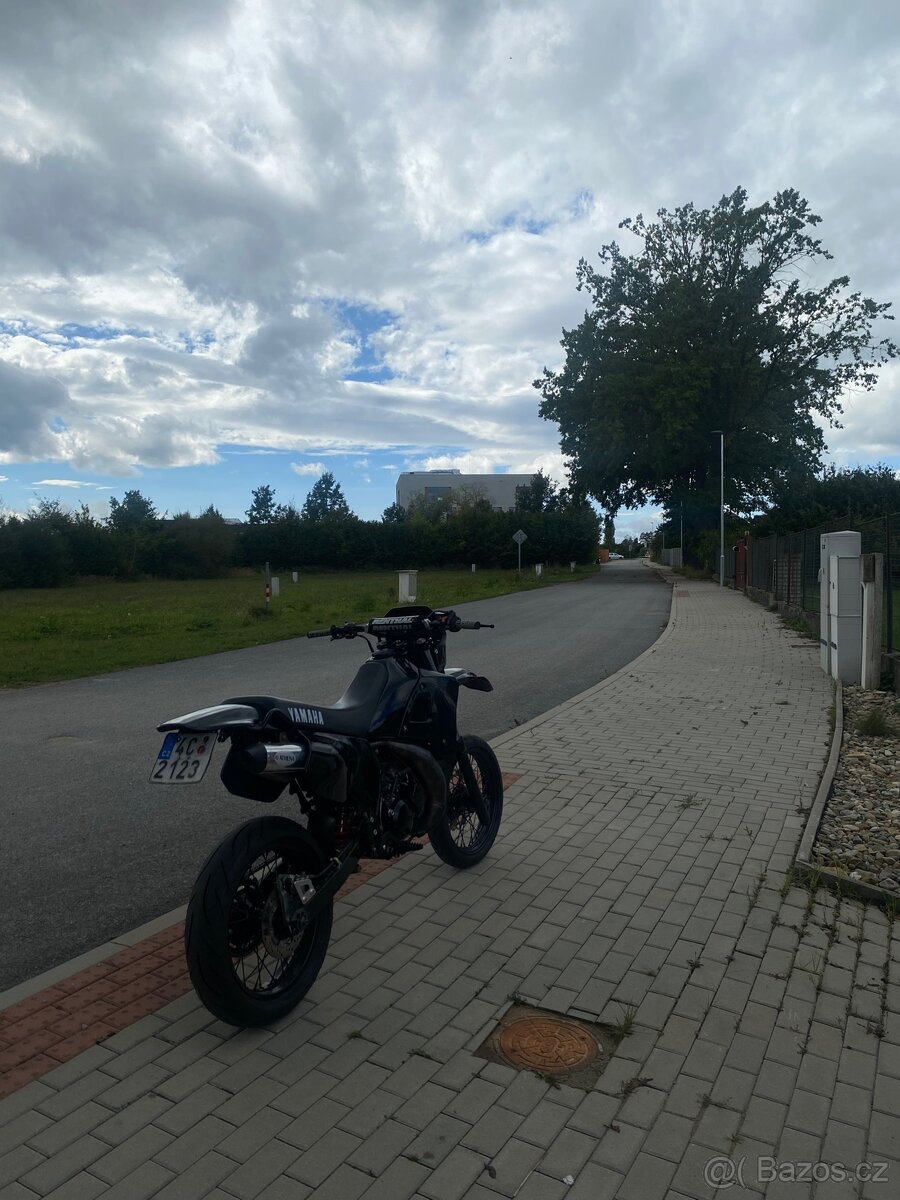 Yamaha dt 125 R - 2