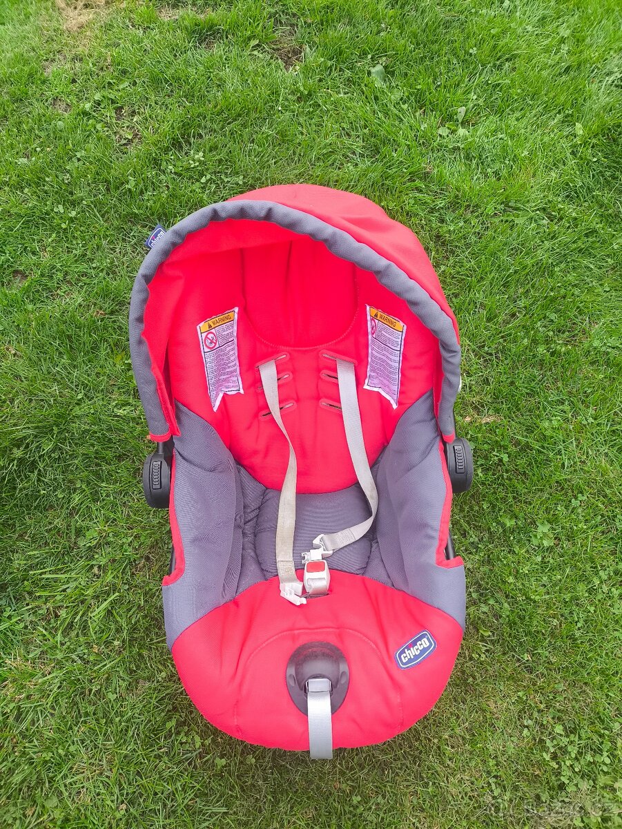 Autosedačka - vajíčko Zn. Chicco - 2