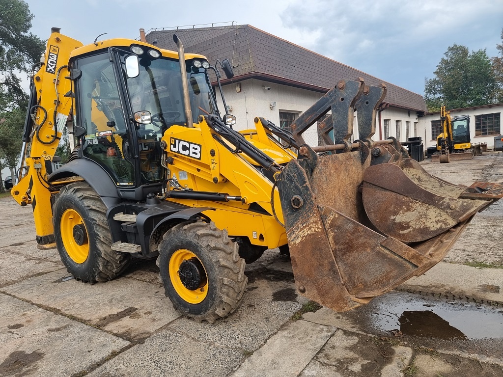 JCB 3CX 2018, josyticky, Bi-dual okruh svahovka/kladivo - 2