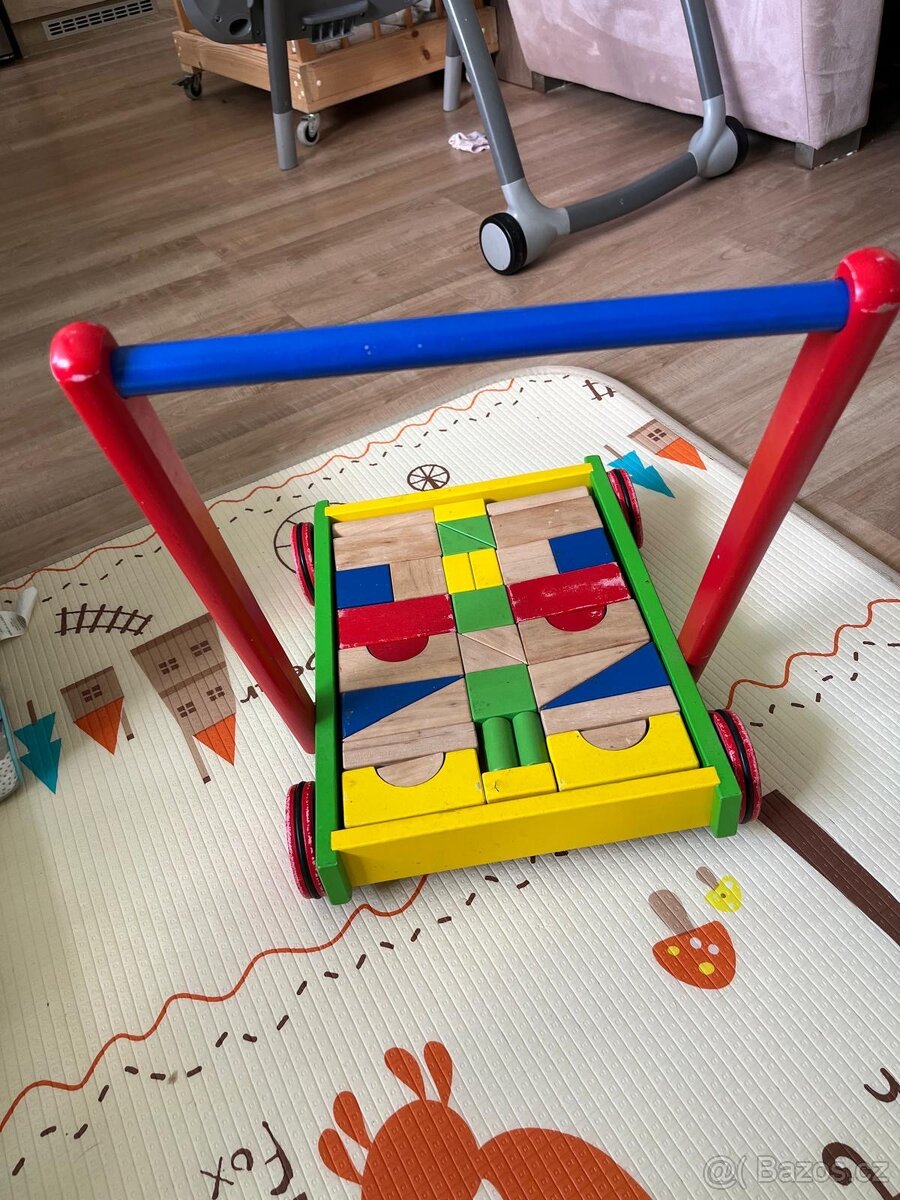 Dětské chodítko - 2