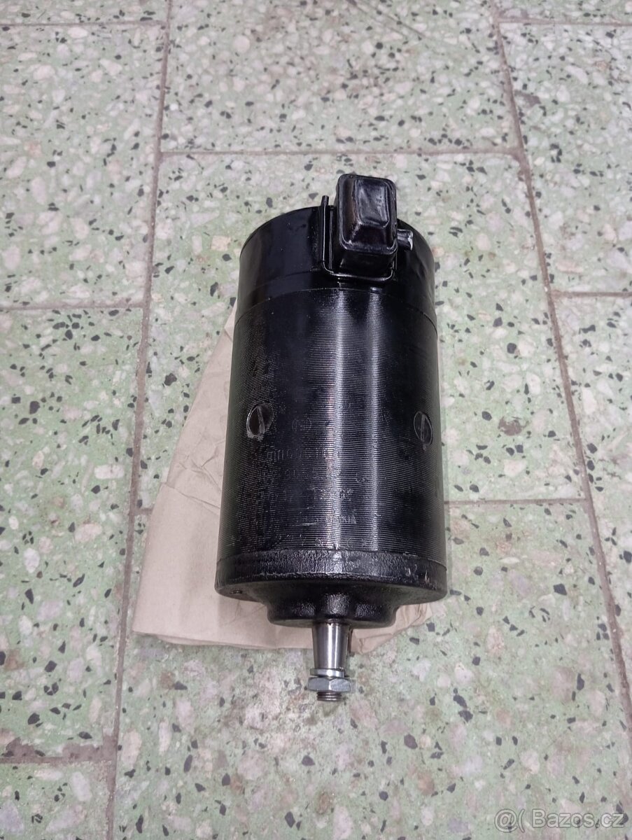 Dinamo Zetor 25, Super - 2