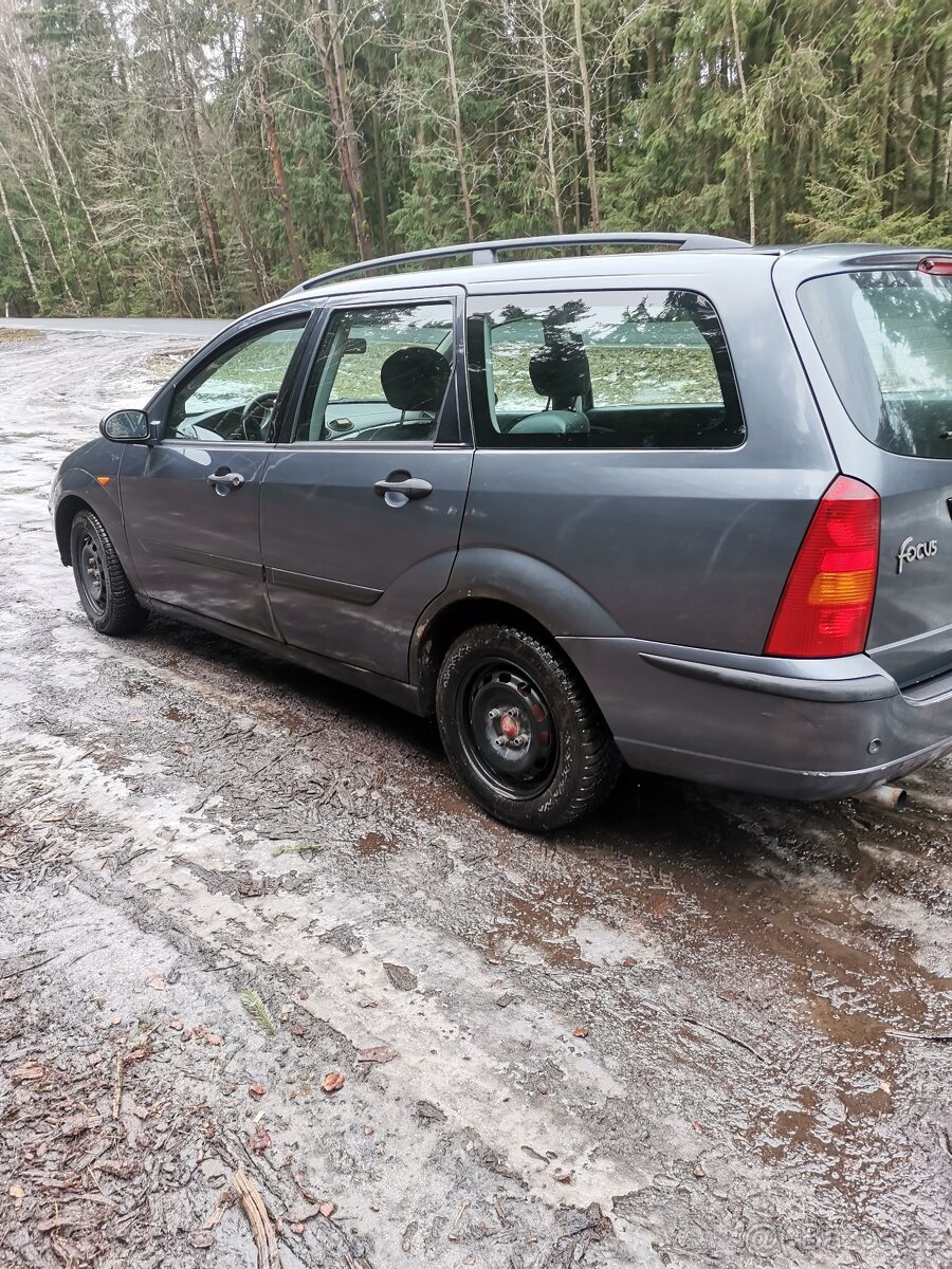 Ford fokus 1.6 16v - 2