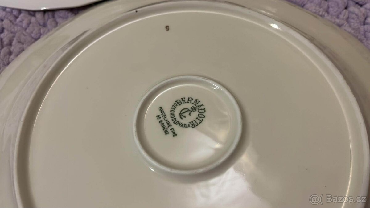 3ks porcelánových talířů - 3 grácie - 2