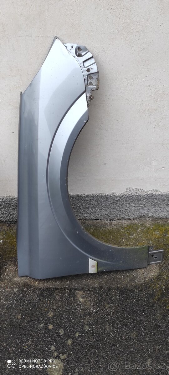 Přední facelift blatníky Vectra C/ Signum - 2