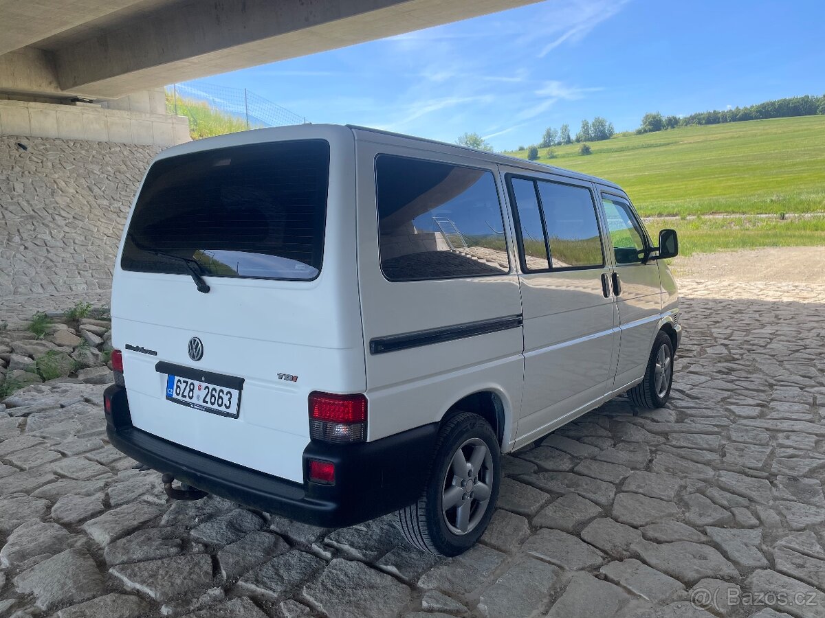 Volkswagen Multivan T4 2.5 TDi 111kW - 2