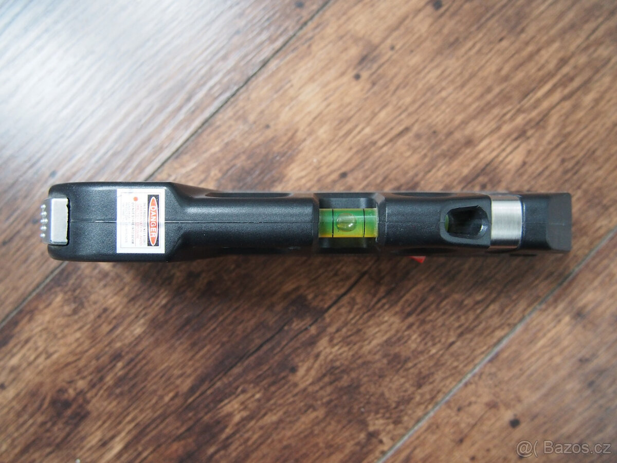 Vodováha s křížovým laserem a metrem FIXIT - 2