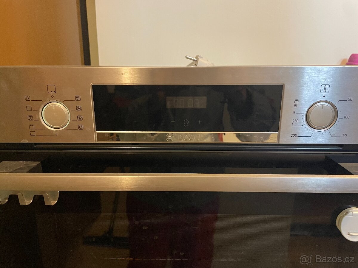 Vestavěná trouba Bosch HBA514E.1 - 2