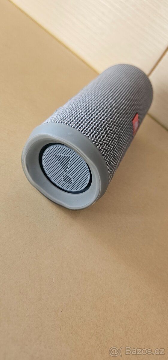 Jbl flip 4 - 2