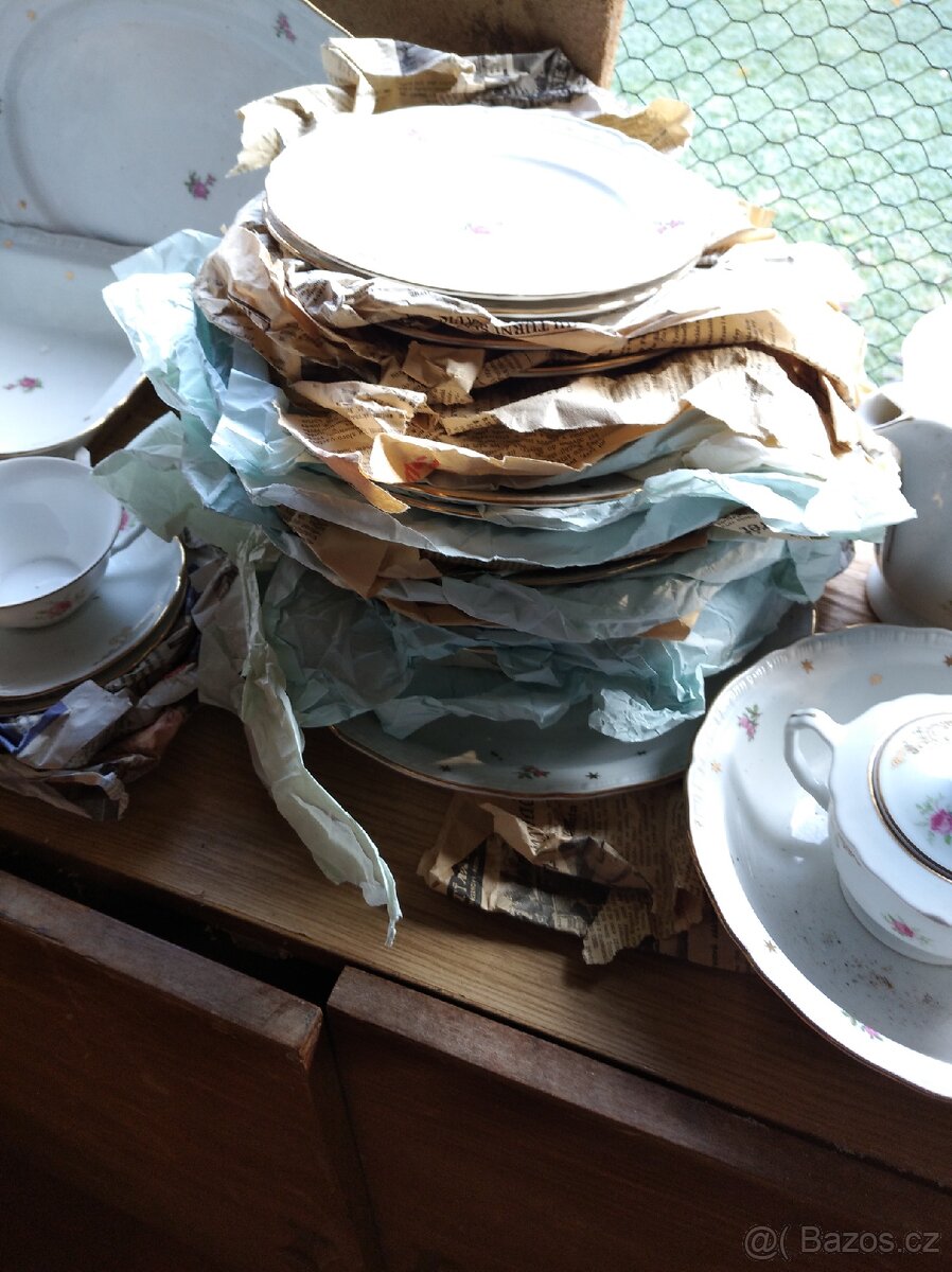 Porcelanový servis - 2