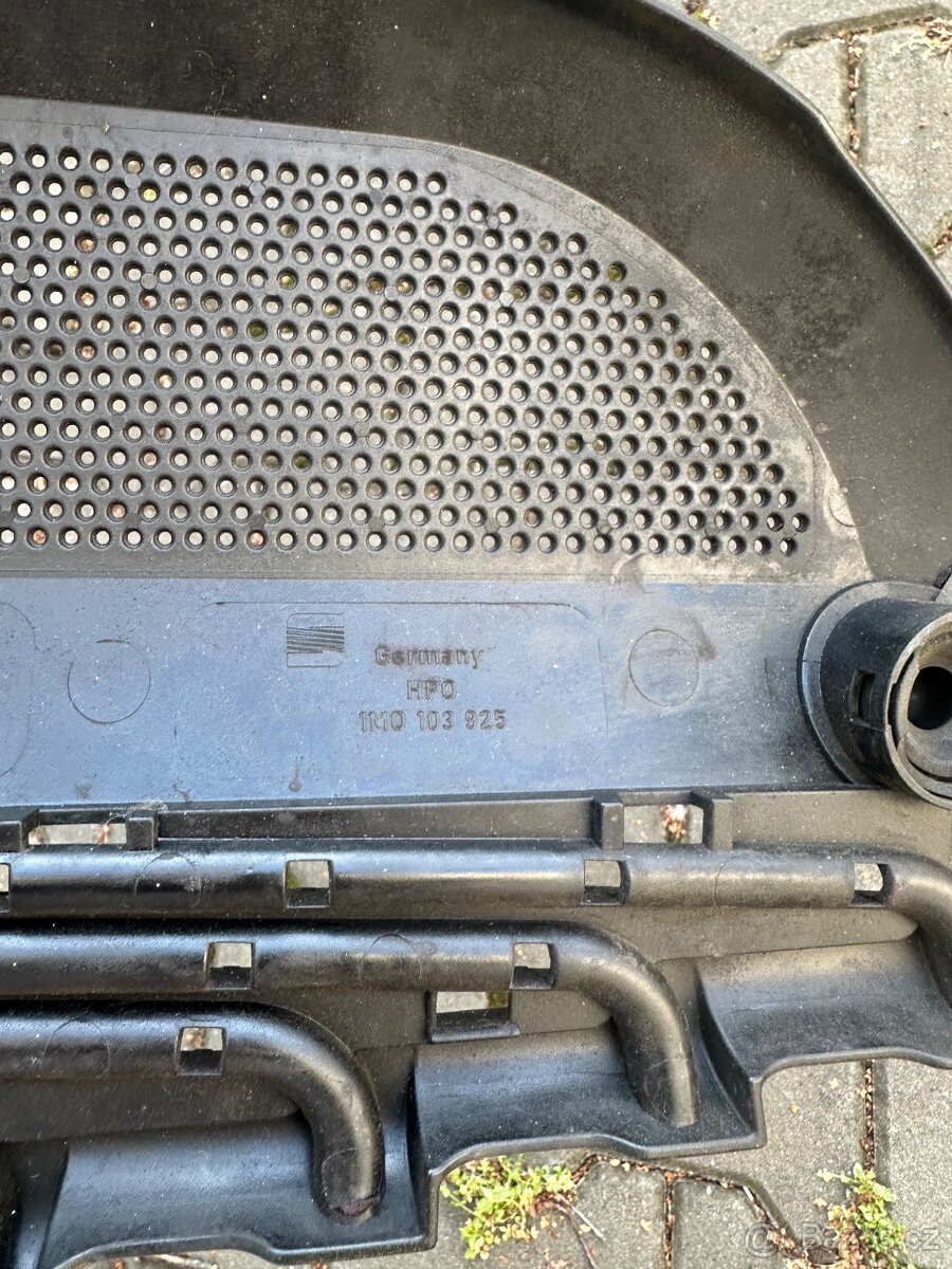 Seat Leon 2.8 V6 Cupra 4 kryt motoru - 2