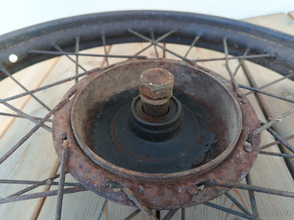 Přední kolo ČZ125/150c - 2