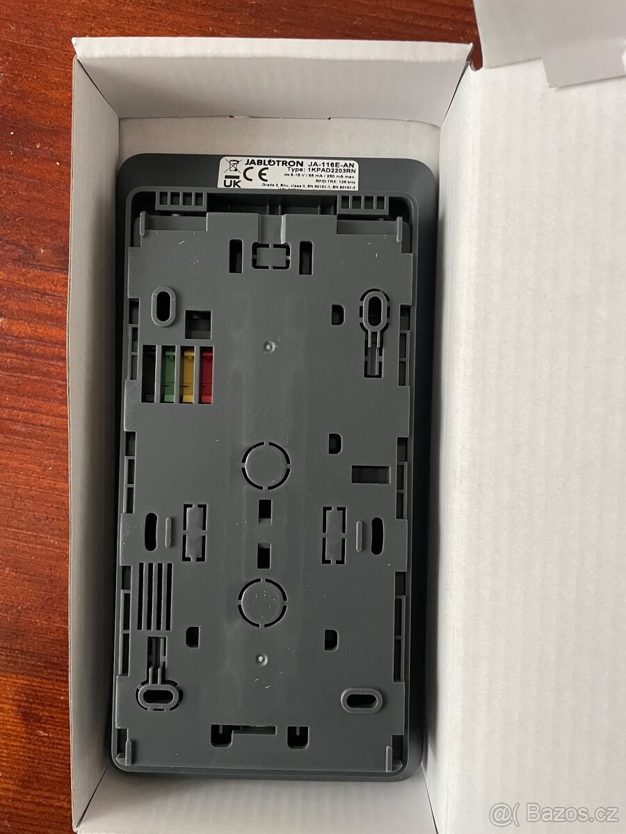 Jablotron JA-116E AN dotyková klávesnice - 2