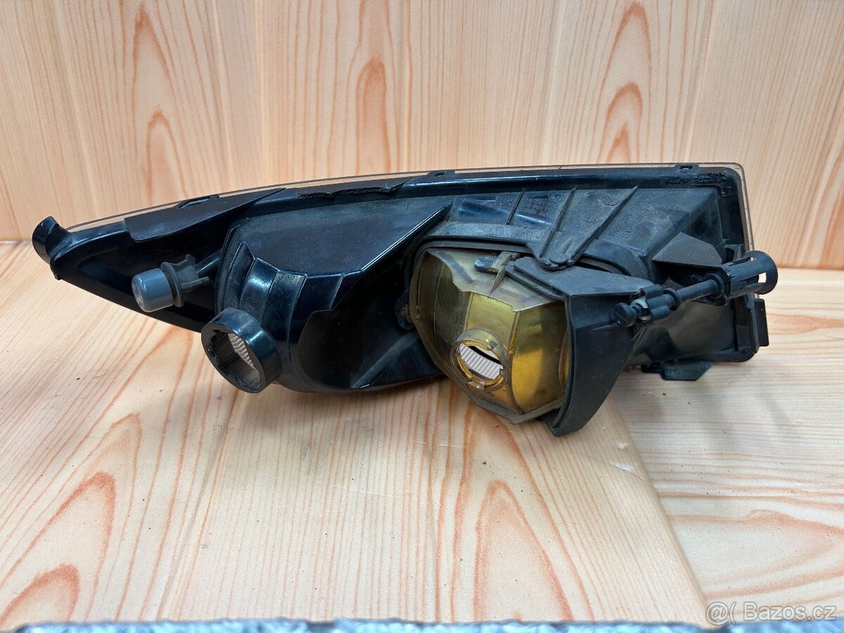 Levé halogenové mlhové světlo na Škoda fabia 6J0941699B - 2