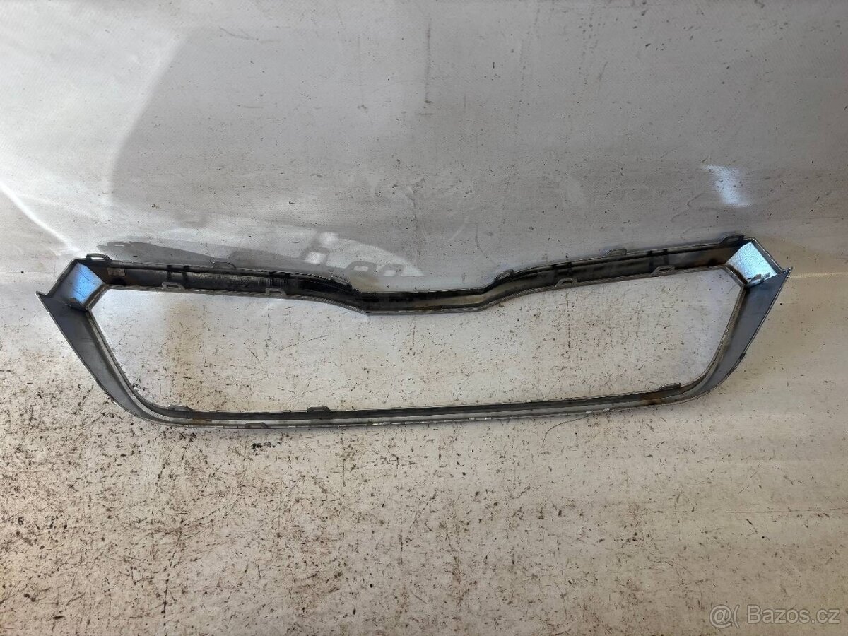 Chrom rámeček masky Škoda Scala - 2