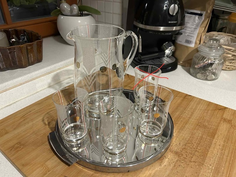 retro nápojová souprava džbánu se třemi sklenicemi - 2