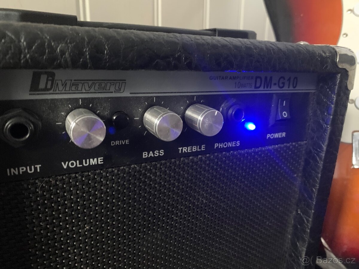 Funkční kytarové kombo Dimavery DM G10 včetně kabelu - 2