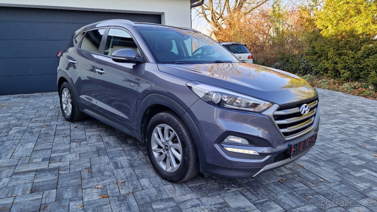 HYUNDAI TUSCON 4x4 2.0 CRDI 100KW.NAVI.KAMERA.TAŽNÉ 8x ALU. - 2