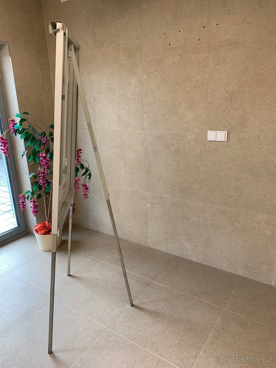 KOVOVÝ STATIV VIZ FOTO - 2