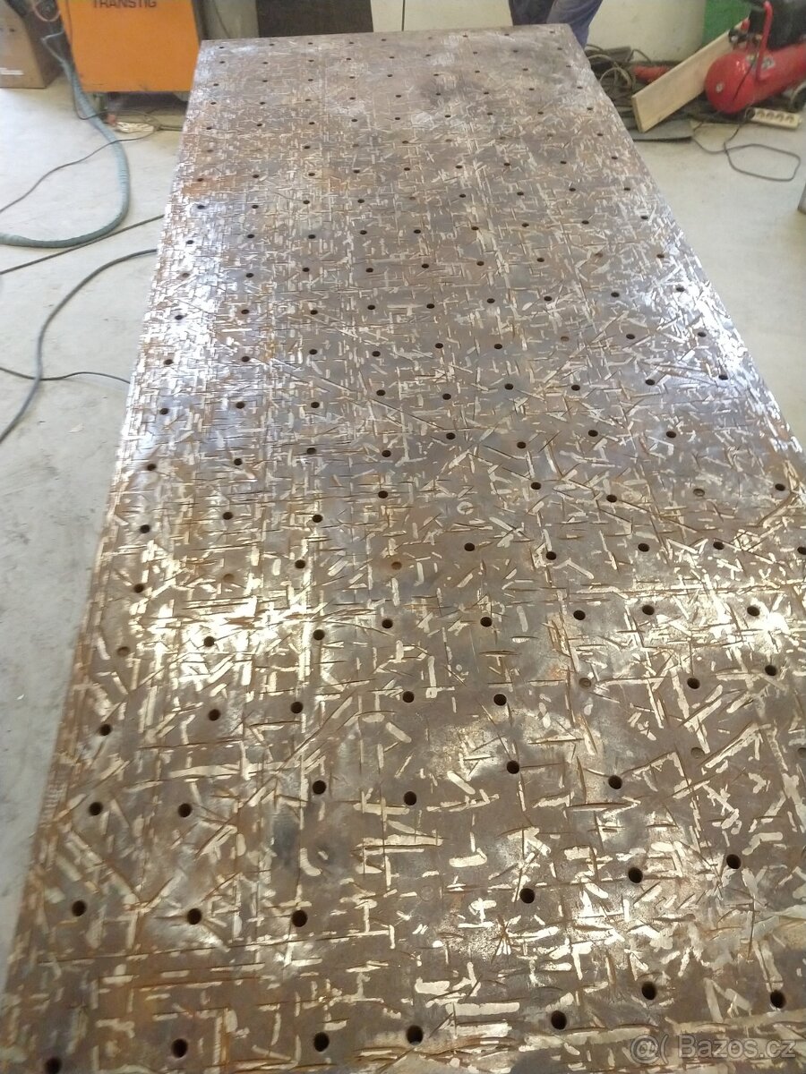 Svařovací stůl, plotna - 2