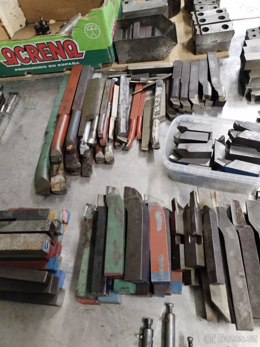 Soustružnické nože - 2